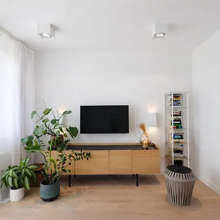 House Managers - Flora Апартаменты