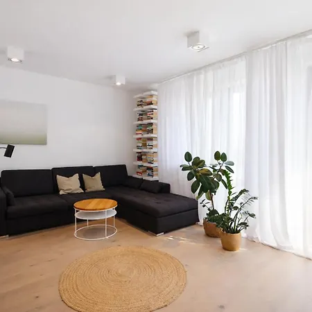 House Managers - Flora Апартаменты